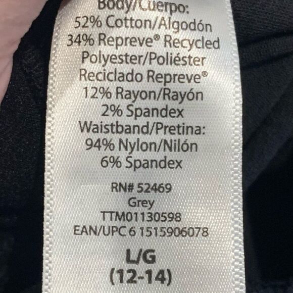 Time and Tru Maternity Skinny Jeans size 12 New - Picture 11 of 11